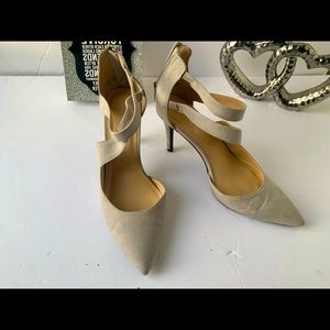 CHINESE LAUNDRY LOS ANGELES SUEDE POINTED